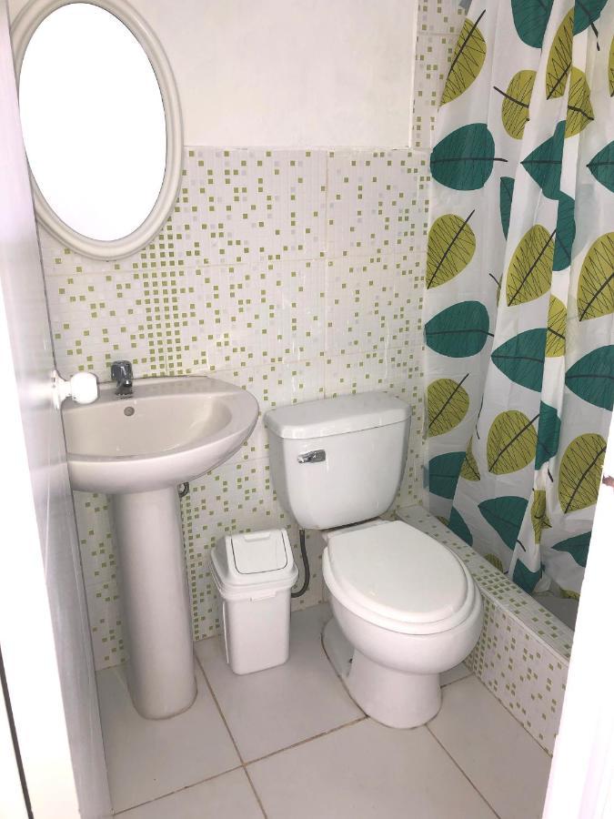 Hostel Killamoon Oasis Паракас Екстер'єр фото